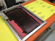 Load image into Gallery viewer, Textile Screenprinting Private Workshop: Repeat Pattern Printing