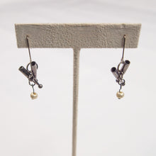 Load image into Gallery viewer, Umbrella Reuse Earrings