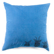 Load image into Gallery viewer, Indigo Dyed Linen Throws Pillow Covers
